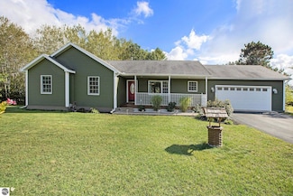 3238 Tamara Cir, Grawn, MI 49637