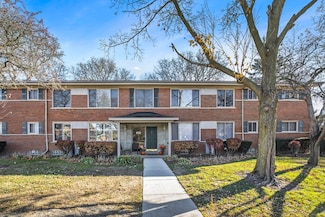 850 N Adams Rd, Birmingham, MI 48009