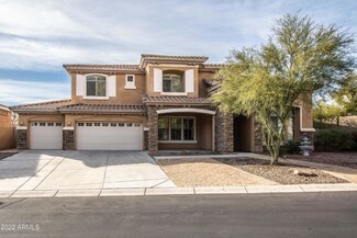 2907 W Amberwood Dr, Phoenix, AZ 85045