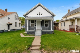 720 Wilkes Ave, Davenport, IA 52802