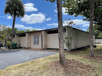 15012 Royal Palm Ln, Hialeah, FL 33014