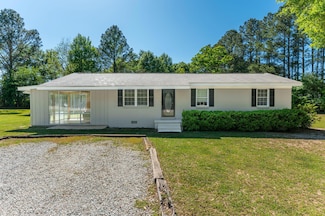 177 C M Phillips Rd, Kinston, AL 36453