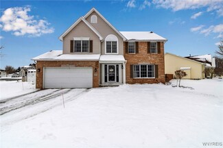 4425 Rushford Dr, Hamburg, NY 14075