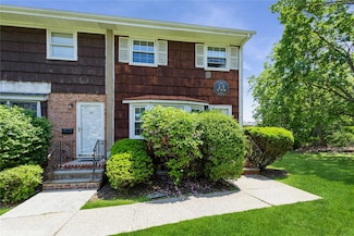 15 Sharon Dr Unit 117, Spring Valley, NY 10977