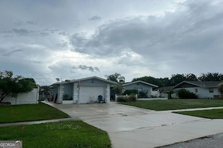 908 Camellia Dr, Royal Palm Beach, FL 33411