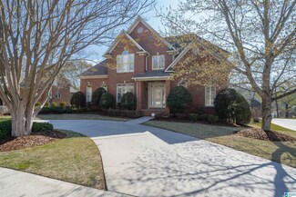 737 Lake Crest Dr, Birmingham, AL 35226