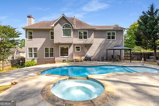 825 Yosemite Dr, Suwanee, GA 30024