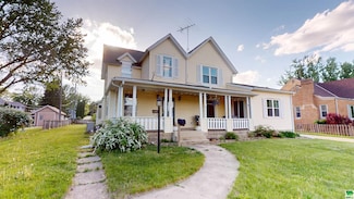 311 N 11th St, Cherokee, IA 51012