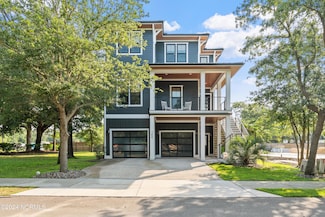 104 Diamond Point Ct, Surf City, NC 28445