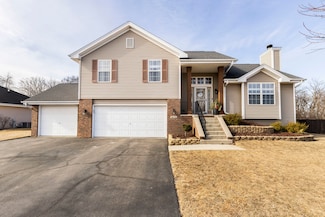 14114 Prairie Commons Ln, South Beloit, IL 61080