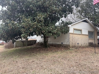 5792 E 26th Place, Tulsa, OK 74114