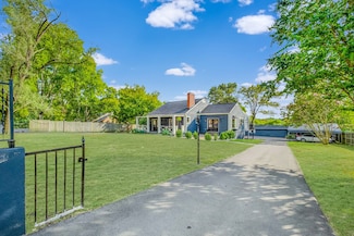 562 Neelys Bend Rd, Madison, TN 37115