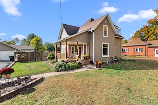 521 Washington St, Wapello, IA 52653