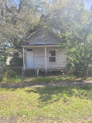 1513 Ionia St, Jacksonville, FL 32206