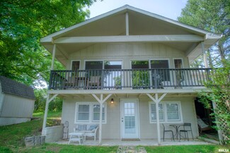 1150 Lakeview Dr, Creal Springs, IL 62922