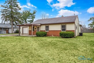 3214 Radford Dr, Toledo, OH 43614