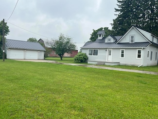 855 E Hansen Rd, Scottville, MI 49454