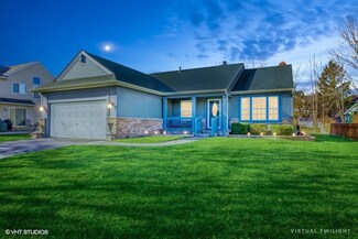 2057 Lyndhurst Ln, Aurora, IL 60503