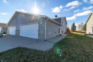 1804 10th St W, West Fargo, ND 58078