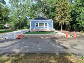 13621 S Homan Ave, Robbins, IL 60472