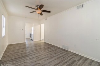 520 Watrous Ave, Des Moines, IA 50315