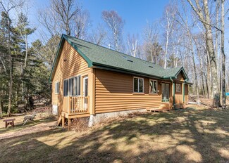 12871 N Sand Lake Dr, Lac Du Flambeau, WI 54538