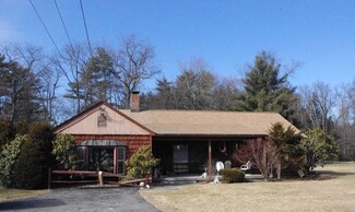 77 Park Ln, Sheffield, MA 01257