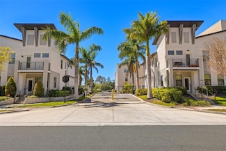 2570 12th Place N, St. Petersburg, FL 33713