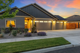 4847 SW Zenith Ave, Redmond, OR 97756