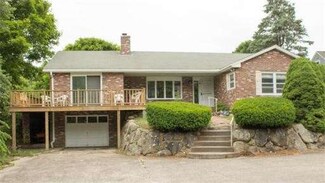 19 Kimberly Ln, Teaticket, MA 02536