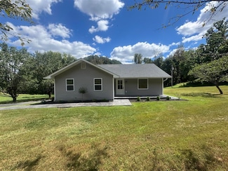 1668 Peachtree Ln, Bowling Green, KY 42103