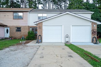 45 6th Ave, Shalimar, FL 32579
