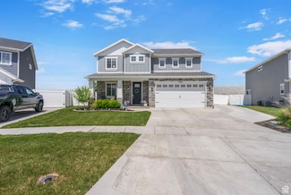 1202 W Beacon Way, Syracuse, UT 84075