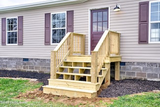 20 Robbie Ln, Pleasureville, KY 40057