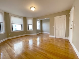 660 Huntington Ave Unit 35, Boston, MA 02115