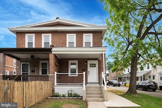 141 Simpson Rd, Ardmore, PA 19003
