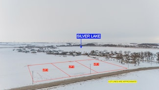 3 Country Club Dr, Lake Park, IA 51347