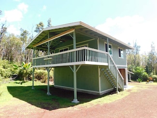 11-3500 Plumeria St, Mountain View, HI 96771