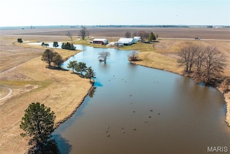 7516 Shipman Cutoff Rd, Shipman, IL 62685