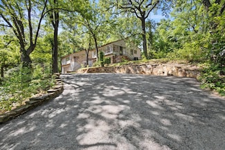 219 Ray Rd, Pottsboro, TX 75076