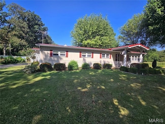 2125 N Market St, Sparta, IL 62286