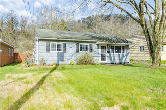 2843 Meadow St, Natrona Heights, PA 15065