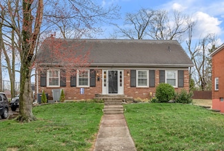 653 Mount Vernon Dr, Lexington, KY 40502