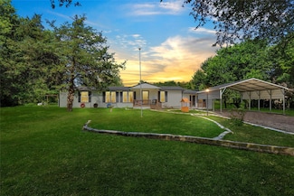 2157 Fort Graham Rd, Waco, TX 76705