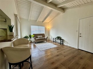 1345 Cabrillo Park Dr Unit J16, Santa Ana, CA 92701