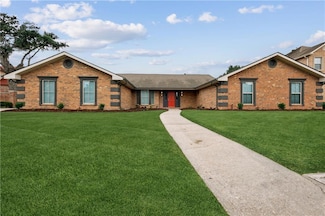 29 Seven Oaks Rd, Marrero, LA 70072