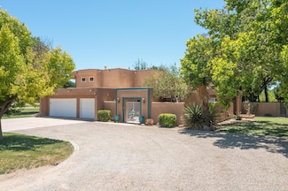 535 Tondre Rd NW, Los Lunas, NM 87031