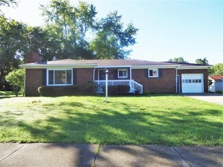 1307 Buhl Terrace, Farrell, PA 16121
