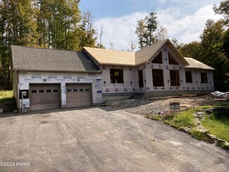 94 Reid Rd, Lake Ariel, PA 18436