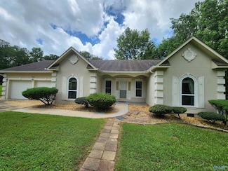 304 Honeysuckle Dr, Winfield, AL 35594